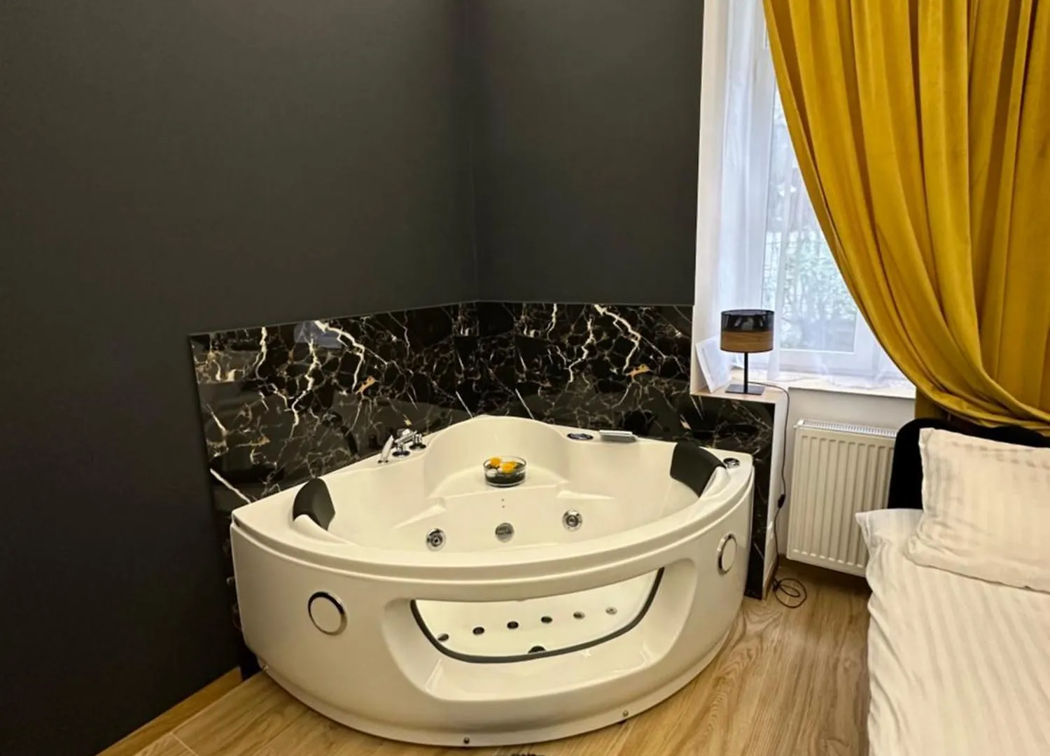 Jacuzzi Berka Apartamenty Krakow Apartment