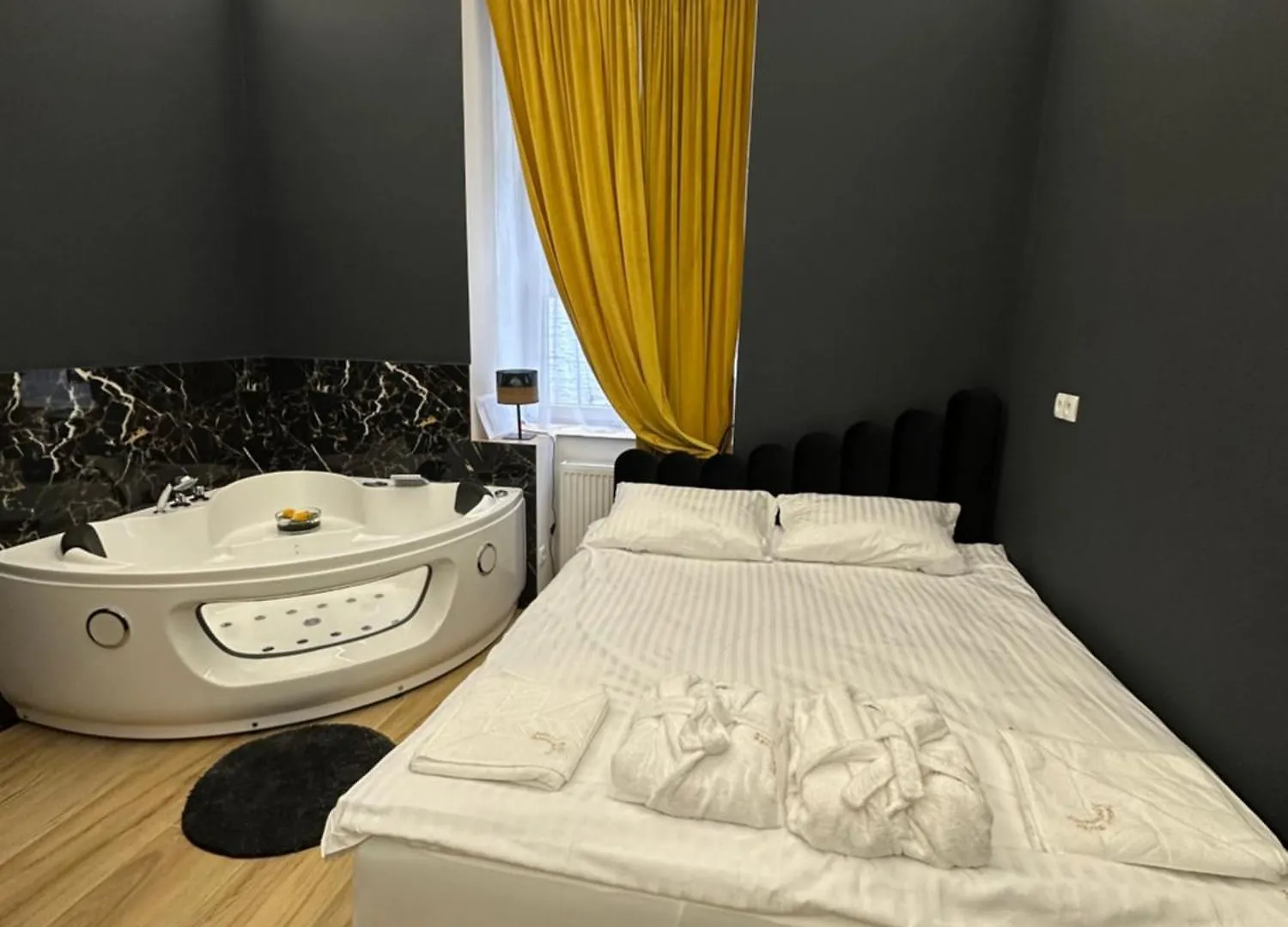 Apartman Jacuzzi Berka Apartamenty Krakkó